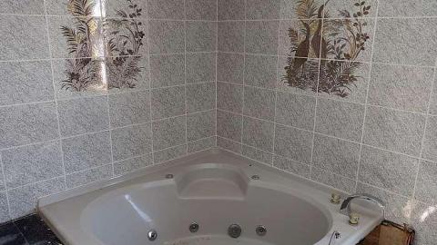 Not Secured '19 - Out-with-The-New,-In-With-The-New47.jpg