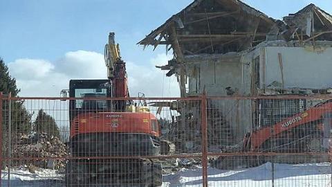 She Gone! - Out-with-The-New,-In-With-The-New24.jpeg