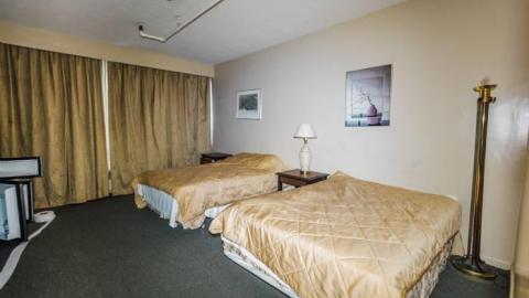 Caddy's 2019 - Caddys-Strip-Club13.jpg