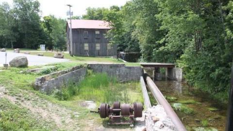 Walters Falls 2 - By-the-Falls29.jpg