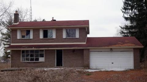 Pow '19 - Iced-Up-At-The-P-House6.jpg