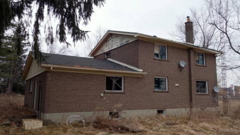 Iced Up At The 'P' House photo 2