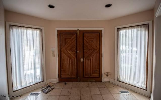 Money Can't Buy Happiness photo 5