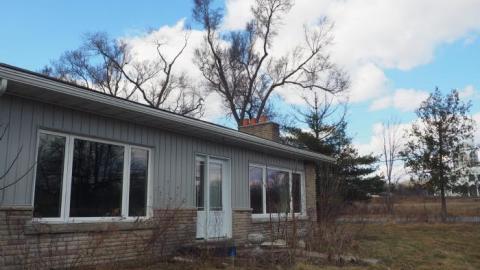 Un-well House - Hamilton, Ontario