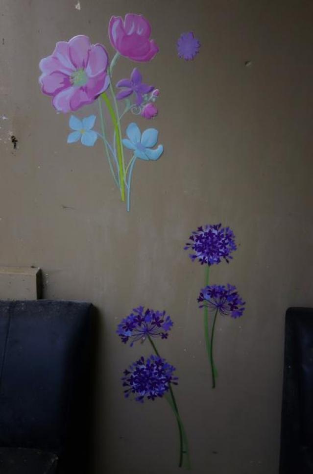 Handprints In Outer Space photo 2