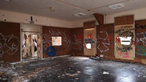 Fading History - CFB-Edgar42.jpg