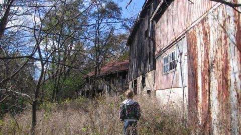 Outbuildings - Abandoned-or-Not-on-253.jpg