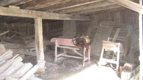 Outbuildings - Abandoned-or-Not-on-2510.jpg