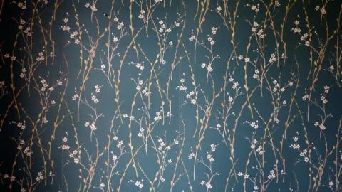 Ironing Crutch Beauty '18 - Pink-Parrots-Pretty-Place25.jpg