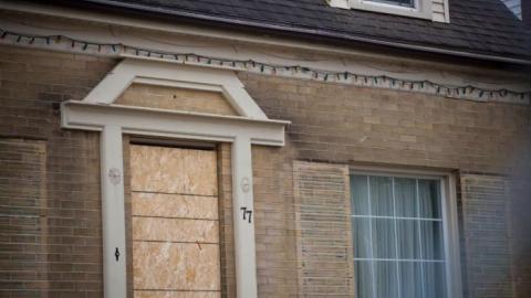 Whole Street of Empty Houses photo 2