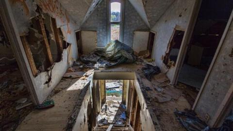 House Wreck - IMG_2354s.jpg