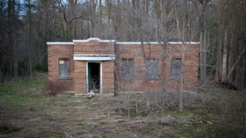 Mysterious Little Building photo 2