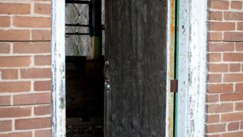 Mysterious Little Building photo 5