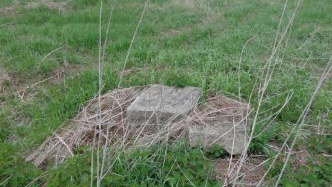 Howell's Hollow 2019 - Howells-Hollow-(ghost-town)27.jpg