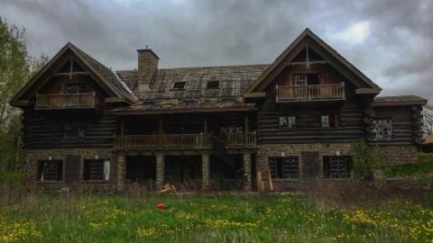 The Blake Residence  - The-Log-Mansion4.jpg