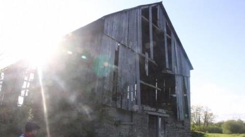 20-minute adventure - Bells-Corners-Barn21.jpg