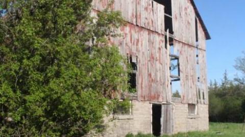 20-minute adventure - Bells-Corners-Barn26.jpg