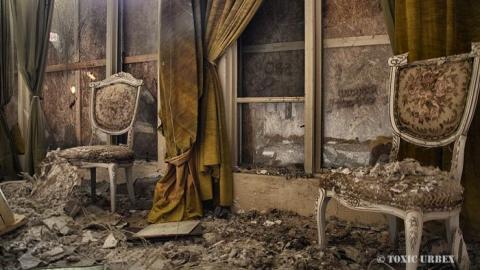 Fall 2018 - The-Italian-mansion5.jpg