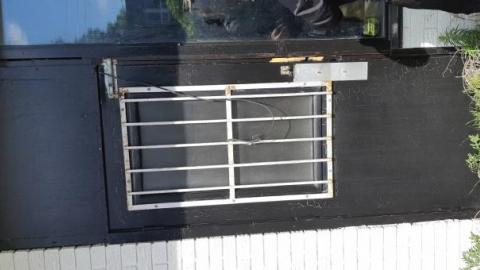 Spotlight No More - Bar-hopping-no-more5.jpg