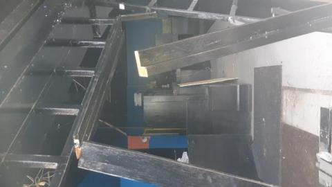 Spotlight No More - Bar-hopping-no-more11.jpg