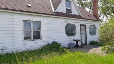 Innisfil Storage Of Unwanted I - Abandoned-Storage-HomesTrailers3.jpg