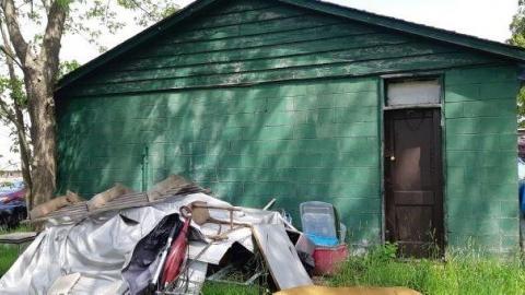 Abandoned Storage Homes/Trailers photo 5