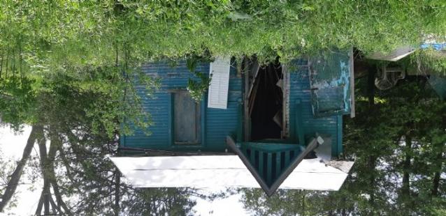Abandoned Storage Homes/Trailers photo 4