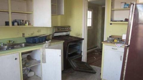 Inside the house #1 - Teston-Farm32.jpg