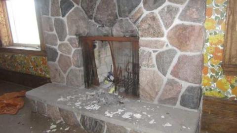 Inside the house #1 - Teston-Farm19.jpg