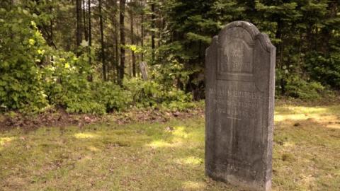 Daughters - Thompson-pioneer-Cemetery10.jpg