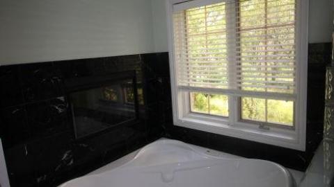 90s Mansion - London-Ontario-Party-Mansion17.jpg