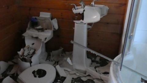 Elmo's World - P1010652Copy.jpg