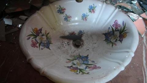 Second visit - The-Log-Mansion11.jpg