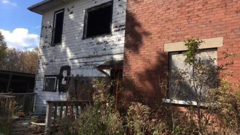 October 2018  - Latched-Into-Darkness115.jpeg