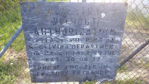 Abandoned factory, July 2019 - 20190711_170534.jpg