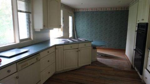 July 2019 - The-Brady-Bunch-House12.jpg