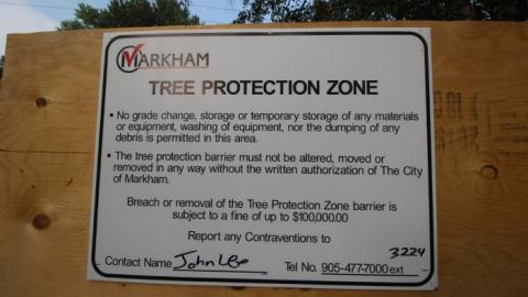 July 2019 - The-Brady-Bunch-House18.jpg