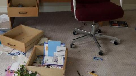 Oct '18 - Italian-70s-Mansion31.jpg