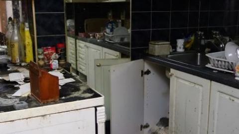 Oct '18 - Italian-70s-Mansion48.jpg