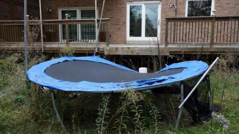 Oct '18 - Italian-70s-Mansion57.jpg