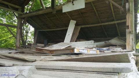 Where hockey sticks go to die - Pinkerton-Farm32.jpg