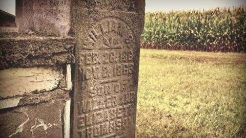 Her Eyes Are Closed - Centenary-(pioneer)-Cemetery3.jpg