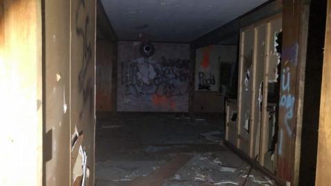 August 2019 - Side-of-the-highway6.jpeg