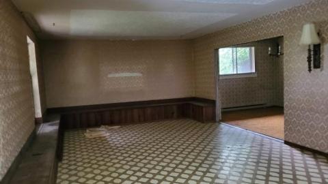 September 2019 - Martin-Weiche-Nazi-House--London-Ontario7.jpg