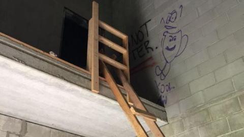 Creepy - Recd-Centre44.jpeg