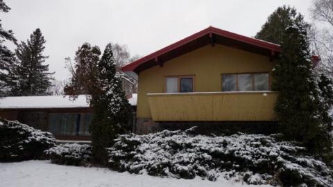 Hair Of Gold, Jan '19 - The-Brady-Bunch-House68.jpg