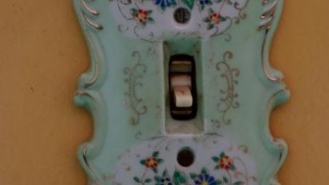 Hair Of Gold, Jan '19 - The-Brady-Bunch-House84.jpg