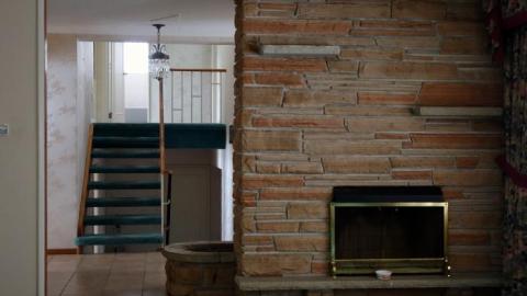 Hair Of Gold, Jan '19 - The-Brady-Bunch-House88.jpg