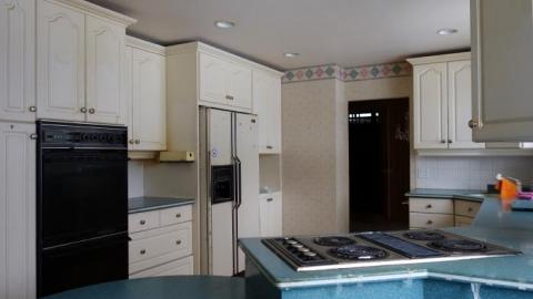 Hair Of Gold, Jan '19 - The-Brady-Bunch-House73.jpg