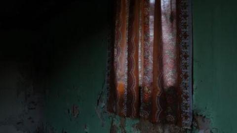 Photo from House of 30 different wallpape